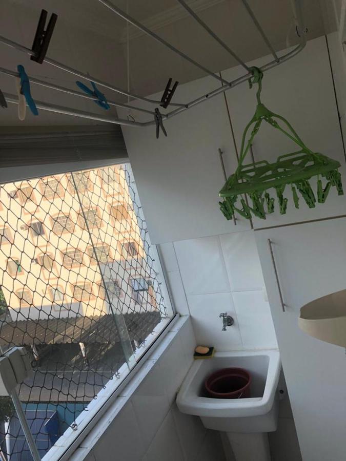 Apartamento Proximo A Praia Da Enseada グァルジャー エクステリア 写真