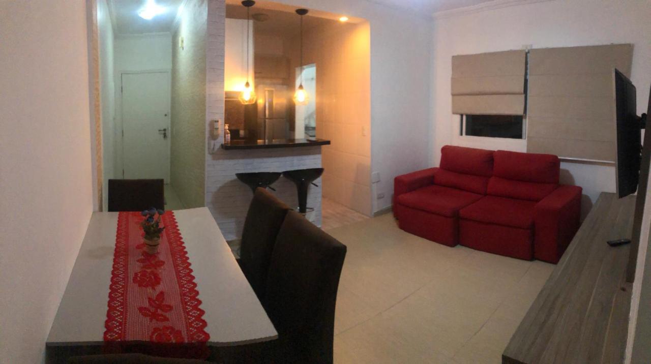 Apartamento Proximo A Praia Da Enseada グァルジャー エクステリア 写真